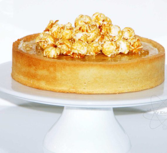Cheesecake met honing en karamelpopcorn