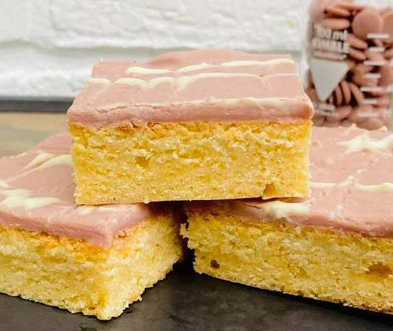 Blondine met rubychocolade